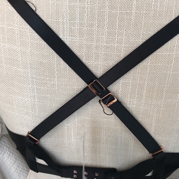 SOMA TellTale The Innovator Push Up Bra - Picture 10 of 12